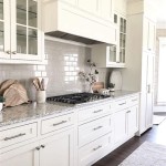 What Wall Color Goes With White Dove Kitchen Cabinets